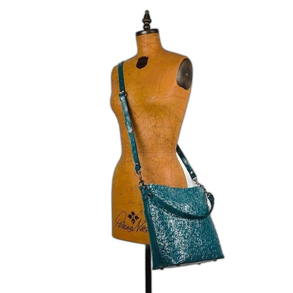Patricia Nash Harper Tote C/b Teal Silver Metallic Floret Tooled Leather NWT - Picture 5 of 6